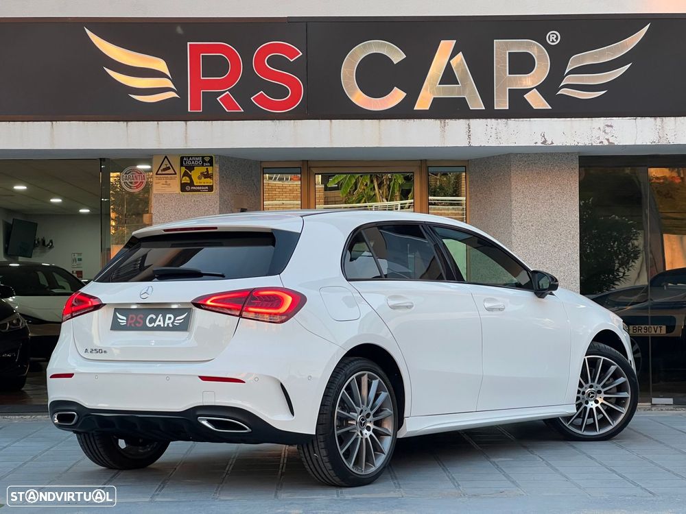 Mercedes-Benz A 250 e AMG Line - 6