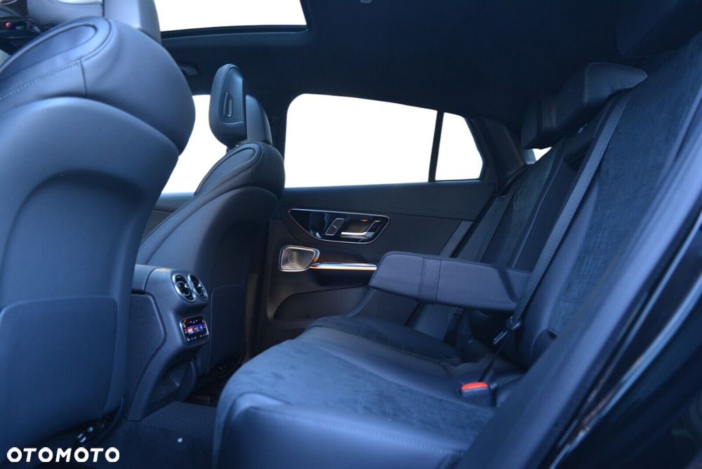 Mercedes-Benz GLC - 9