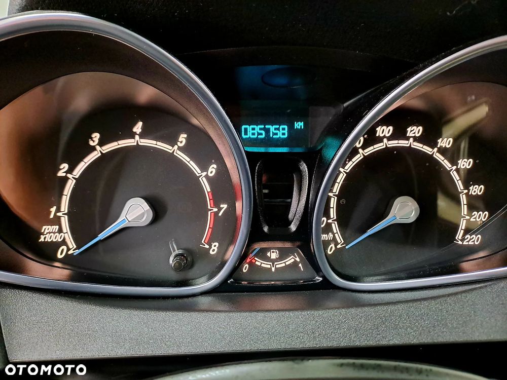 Ford Fiesta 1.25 Silver X (Trend) EU5 - 13