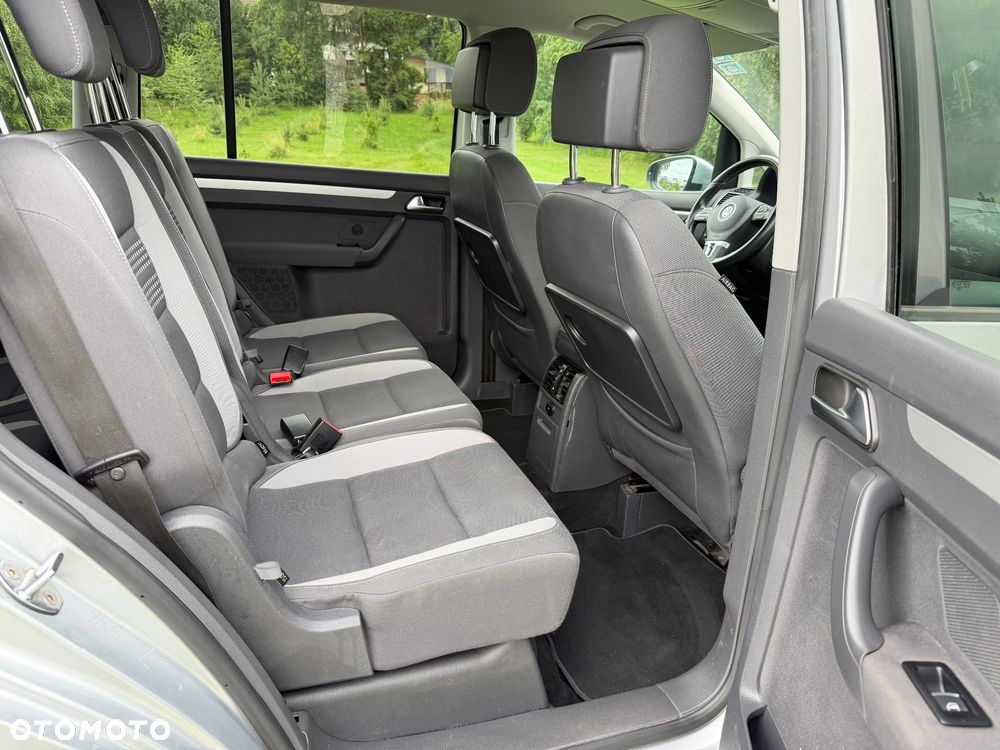 Volkswagen Touran 2.0 TDI DPF Comfortline - 5
