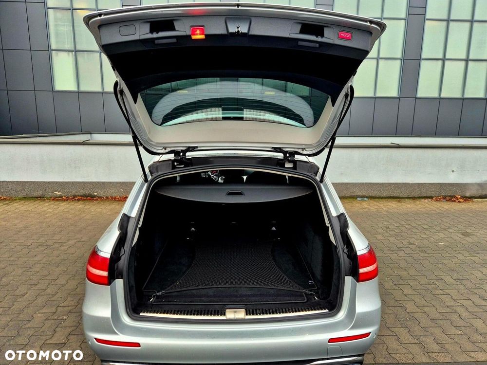 Mercedes-Benz Klasa E - 22