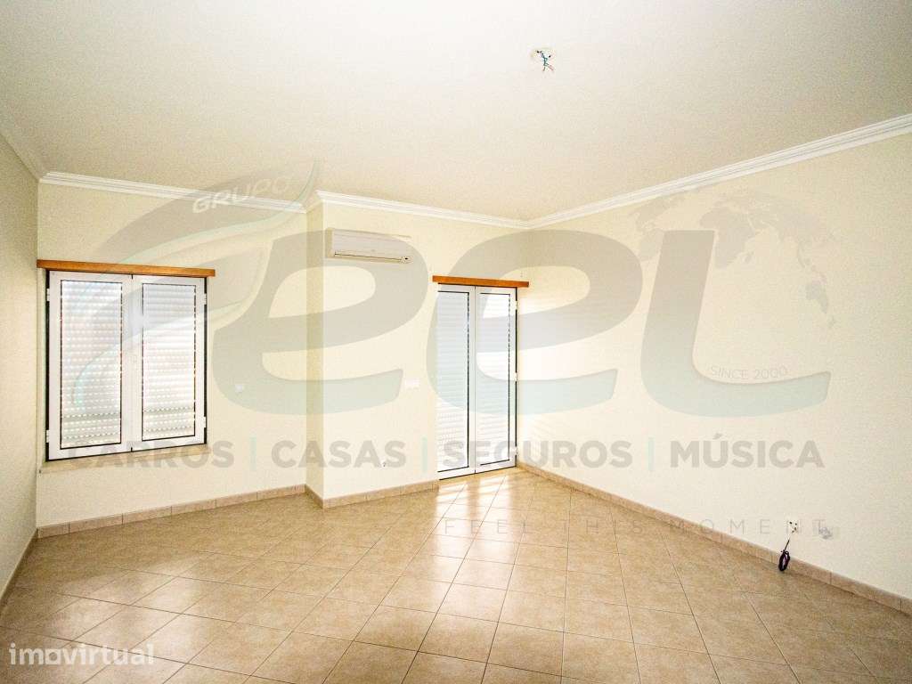Apartamento T2 na Urbanização das Milheiras em Almeirim - Grande imagem: 3/18