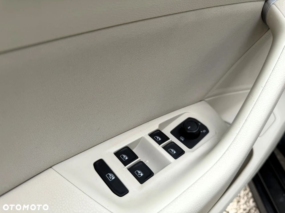 Volkswagen Passat 1.8 TSI BMT Comfortline DSG - 15