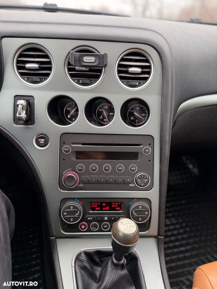 Alfa Romeo 159 2.4 Multijet Distinctive - 3