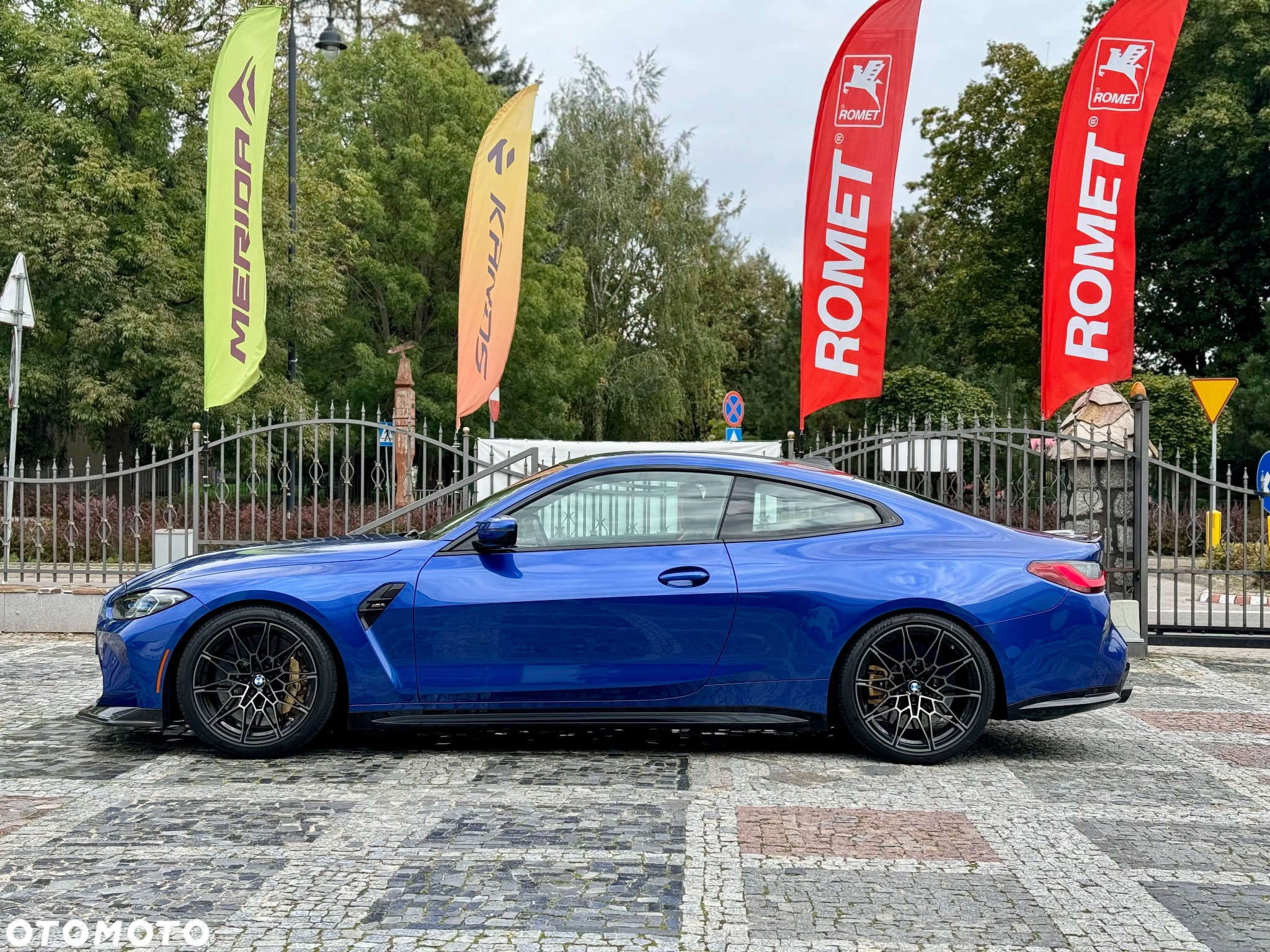 BMW M4 Standard - 4
