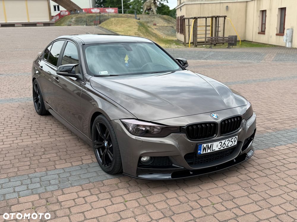 BMW Seria 3 318d Blue Performance Sport Line - 33
