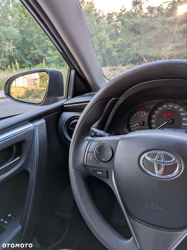 Toyota Corolla 1.33 Active EU6 - 30