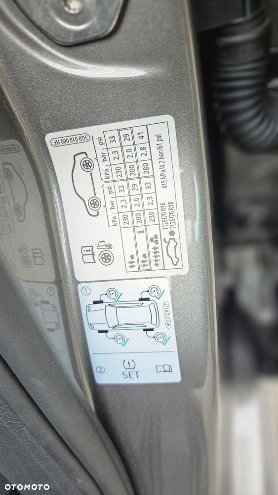Volkswagen Golf - 3
