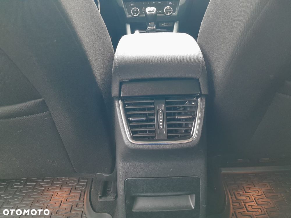Skoda Octavia 1.0 TSI Style - 27