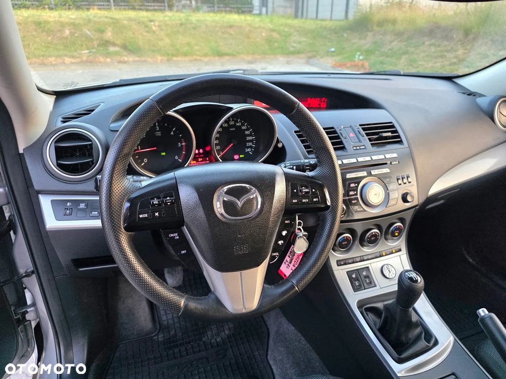 Mazda 3 - 15