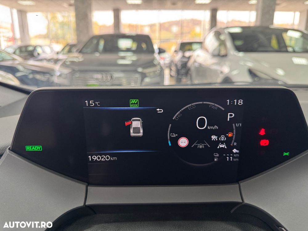 Toyota Prius 2.0 FWD PHEV Exclusive - 6