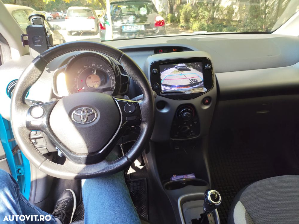 Toyota Aygo 1.0 VVY-I 5 usi MultiMode X-clusive - 9