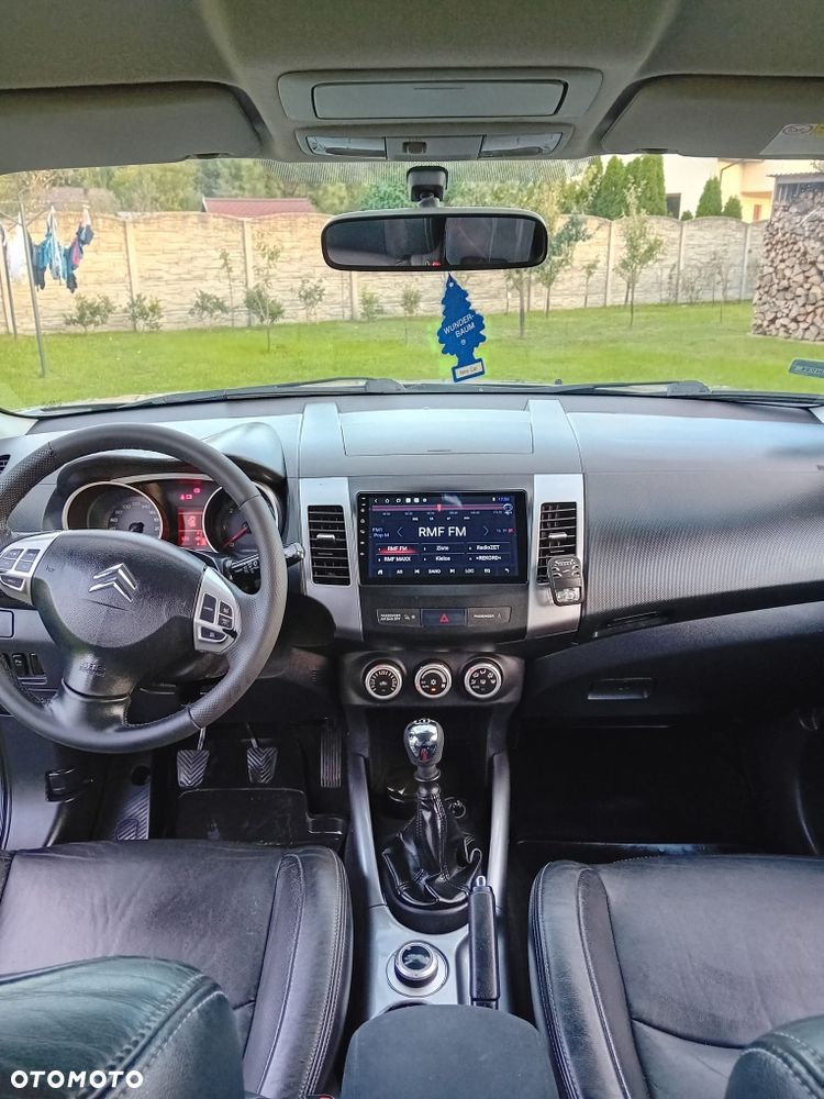 Citroën C-Crosser - 8