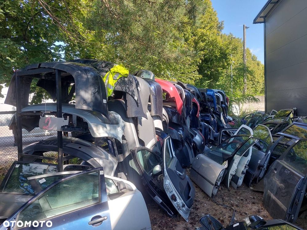 KOMPLETNY PRZÓD MASKA ZDERZAK BŁOTNIKI LAMPY LAND ROVER FREELANDER I 961 - 24