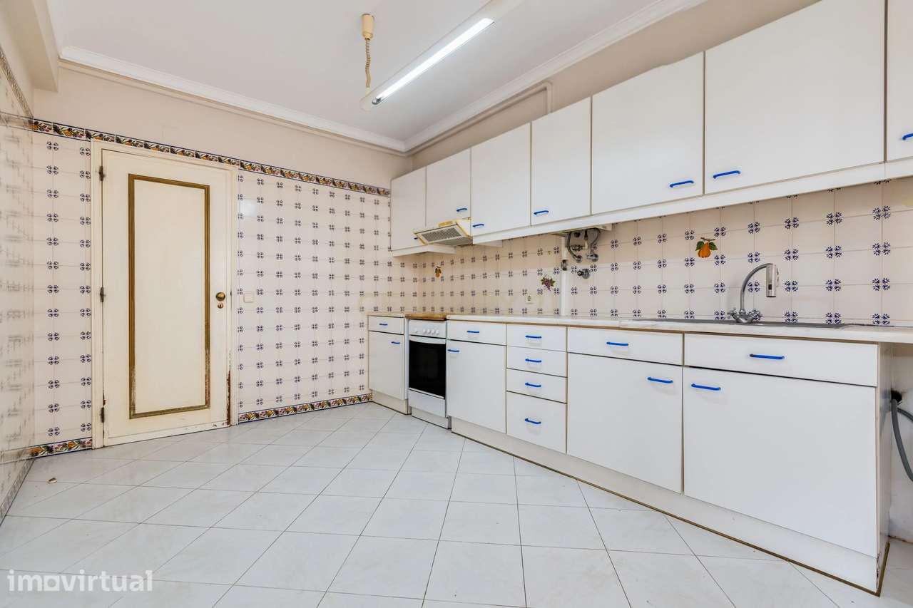 Apartamento T3 com 126 m² e elevador no centro de Olhão —  ✅  FINANCIA - Grande imagem: 3/23