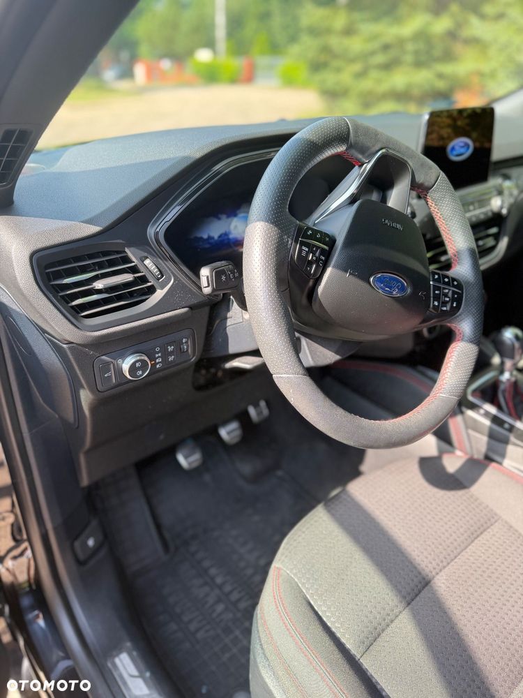 Ford Kuga 1.5 EcoBoost FWD ST-Line - 17