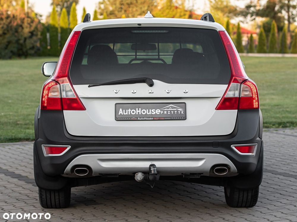 Volvo XC 70 D5 AWD Kinetic - 9