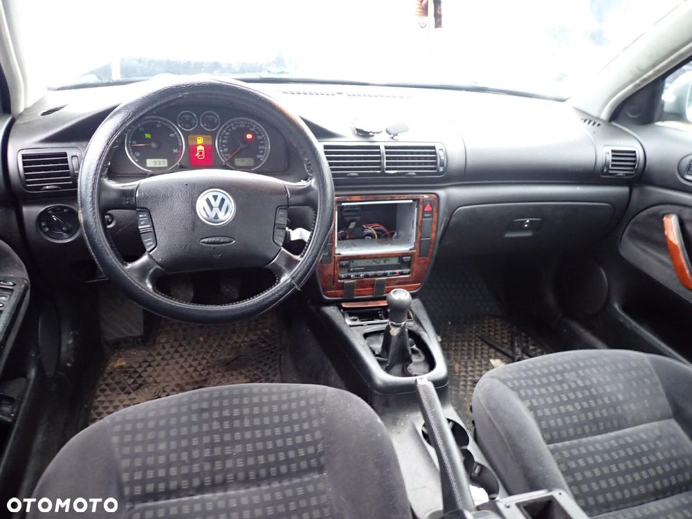 CZĘŚCI - Vw Passat B5 1,9TDI 101KM AVB FILM SEDAN LIFT 5B lakier LD7W 2002r. INDEX - 9814 - 9