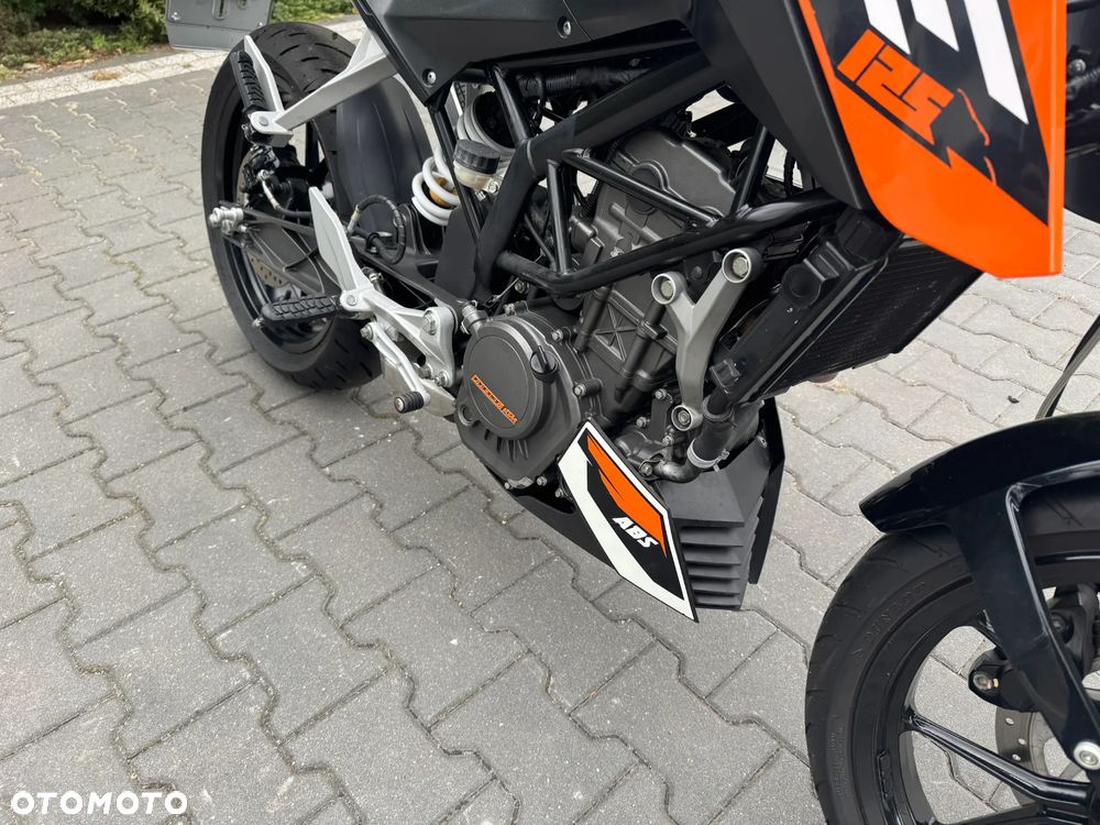 KTM Duke - 17