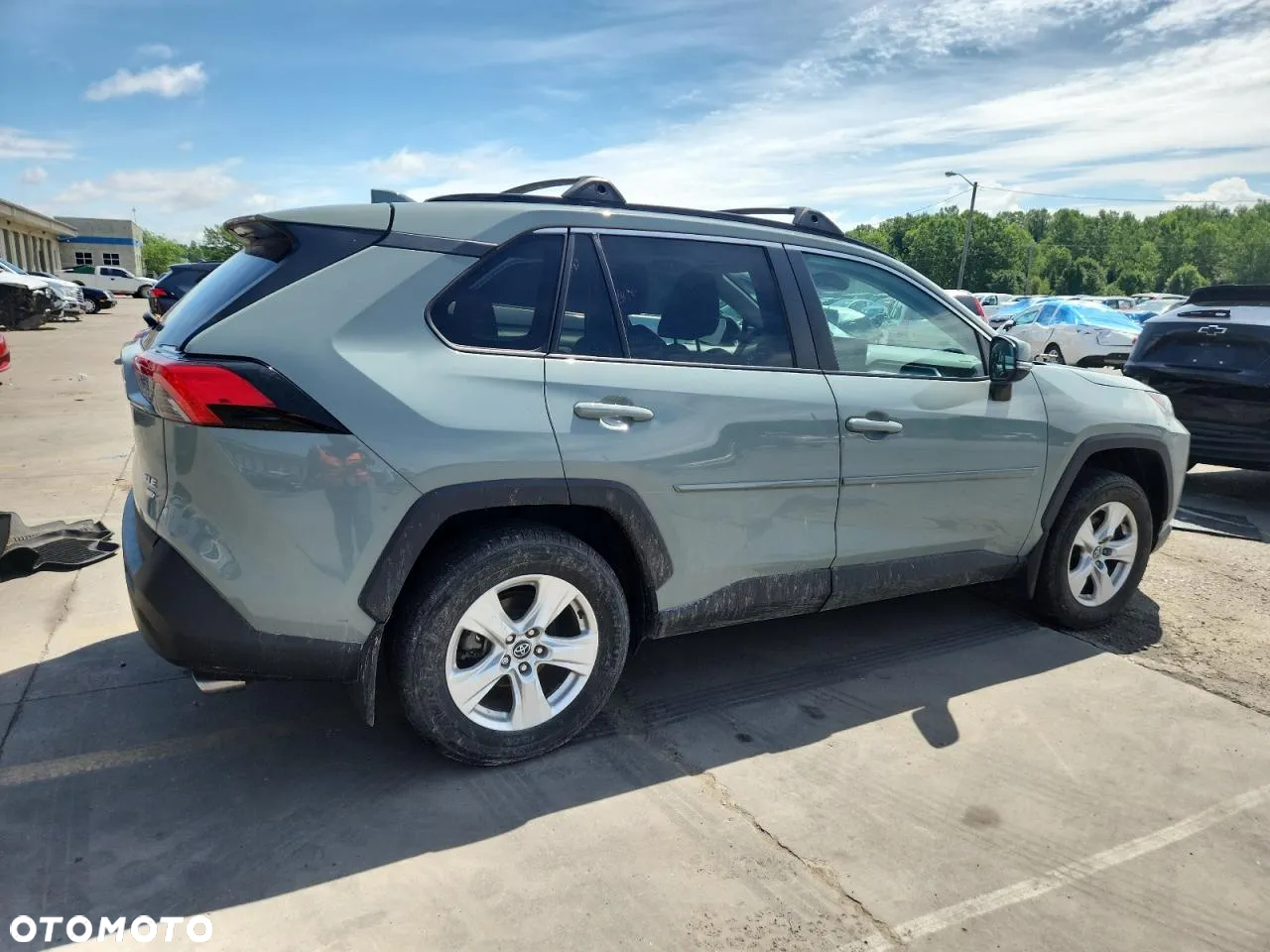 Toyota RAV4 - 4