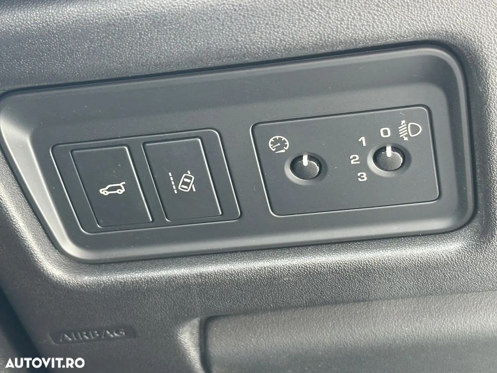 Land Rover Discovery Sport 2.0 l TD4 HSE Aut. - 28