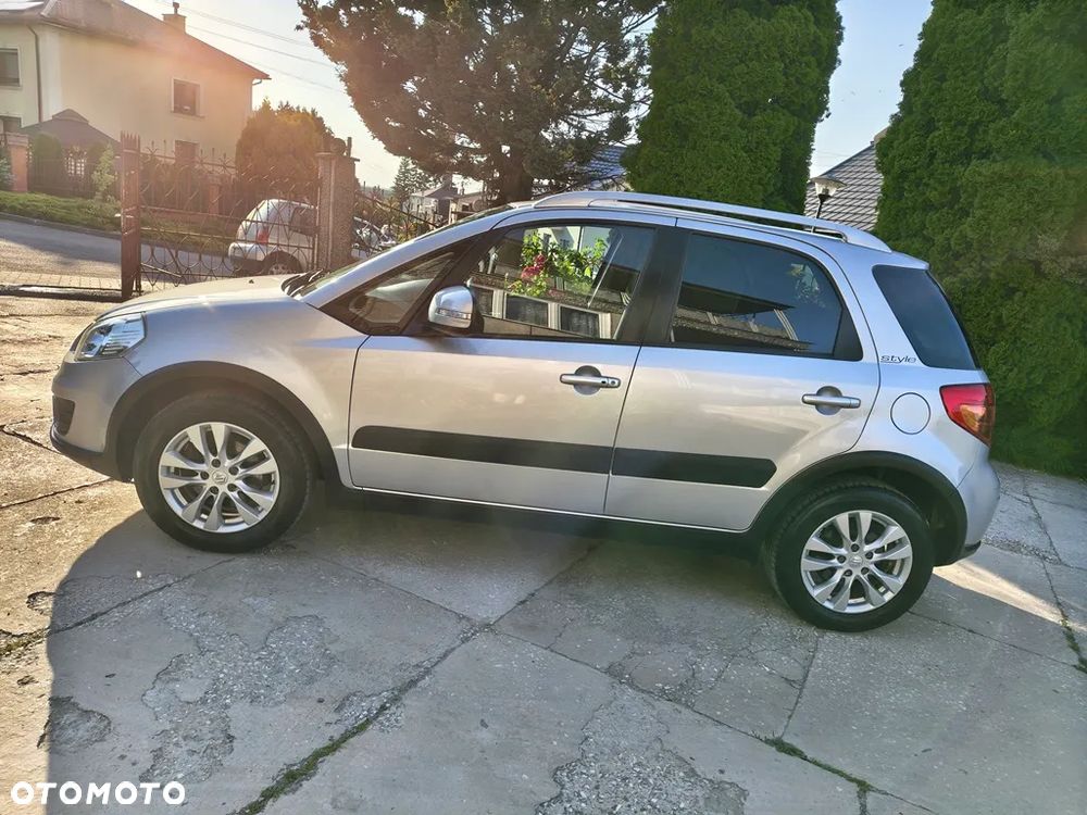 Suzuki SX4 1.6 VVT 4x2 Style - 4