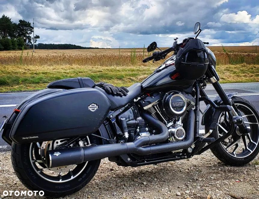Harley-Davidson Softail Sport Glide - 1