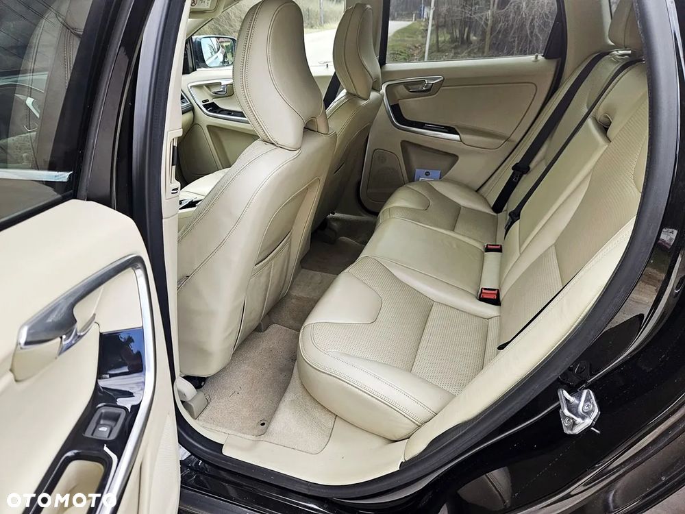 Volvo XC 60 D4 Geartronic Kinetic - 21