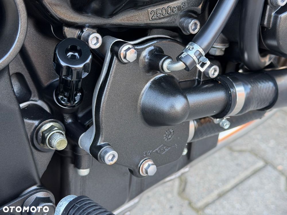 Yamaha FZ6 - 20