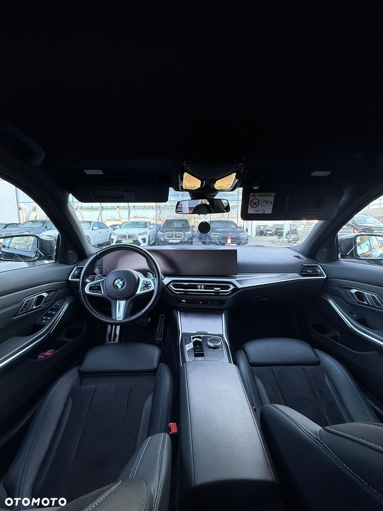BMW Seria 3 320d M Sport - 11