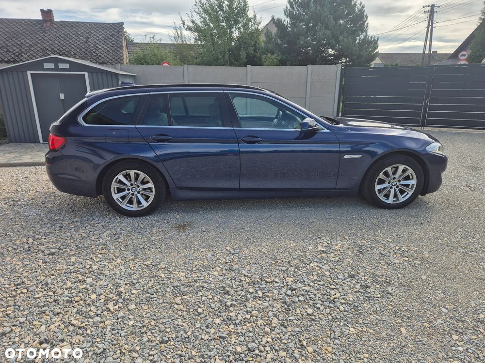 BMW Seria 5 520d - 7