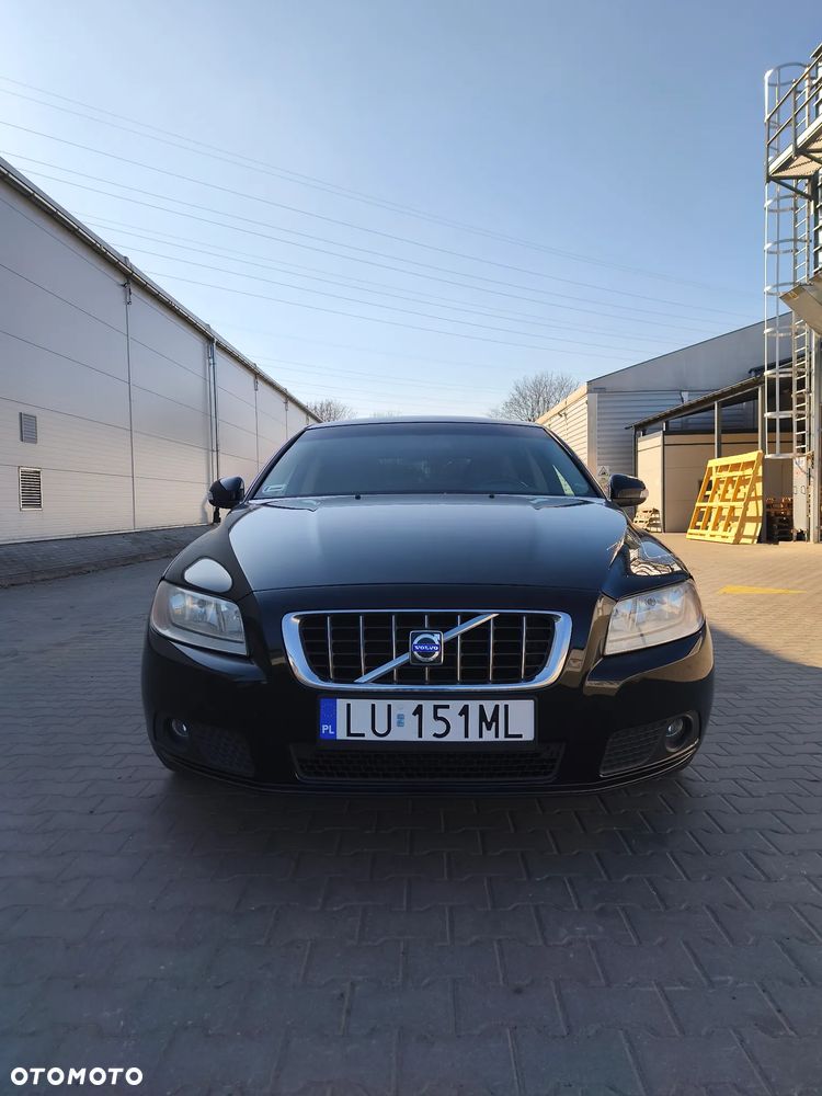 Volvo V70 2.0D Momentum - 11