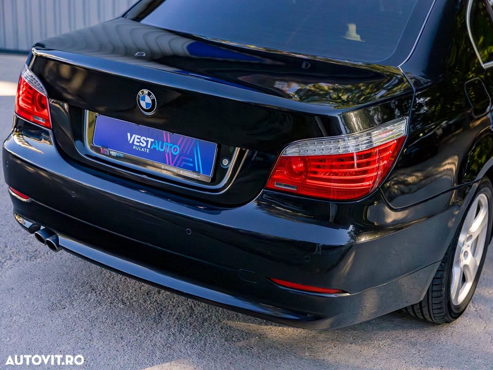 BMW Seria 5 525d xDrive Aut. - 33