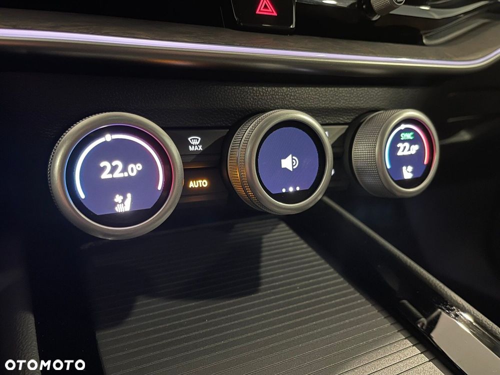 Skoda Superb 2.0 TDI SCR L&K DSG - 25