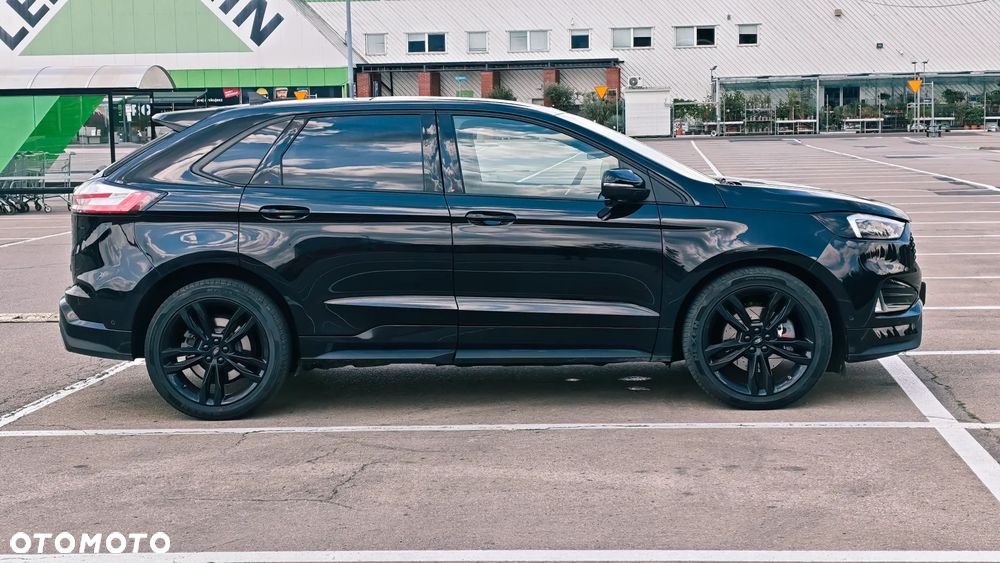 Ford Edge - 8