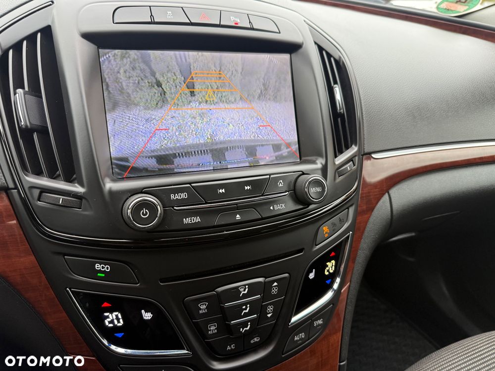 Opel Insignia - 15