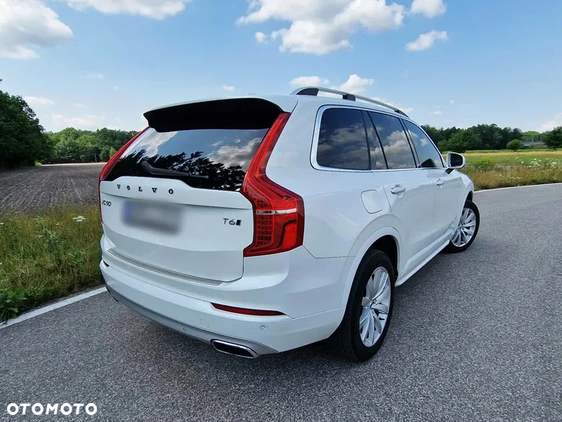 Volvo XC 90 T6 AWD Momentum 7os - 11