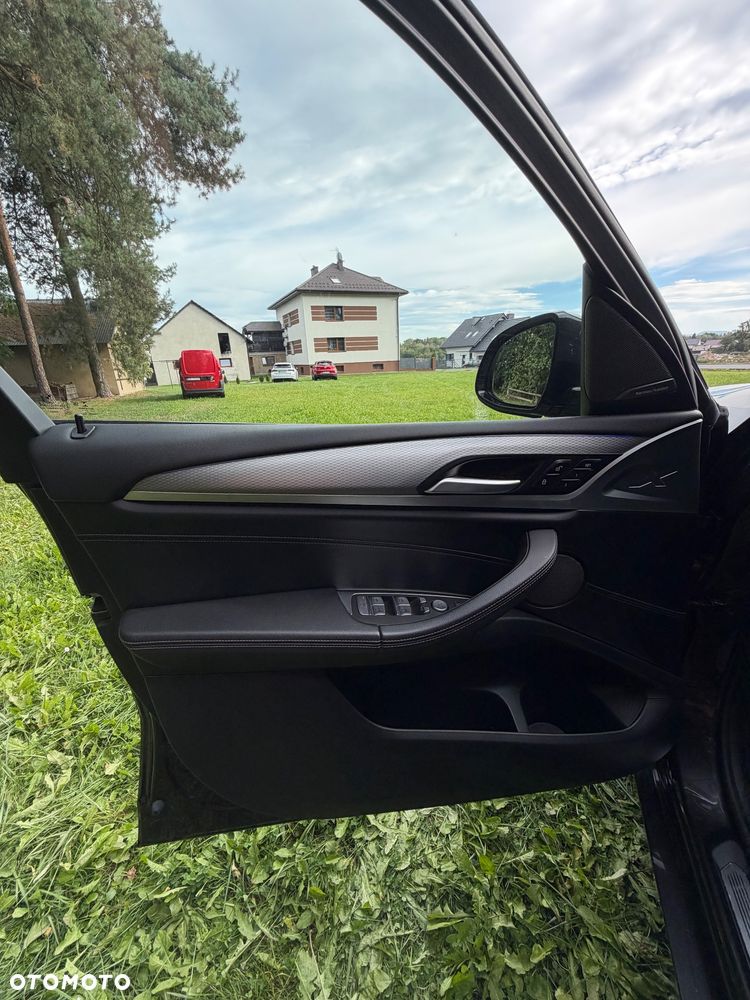 BMW X3 - 16