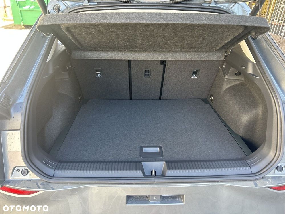 Volkswagen T-Roc - 26