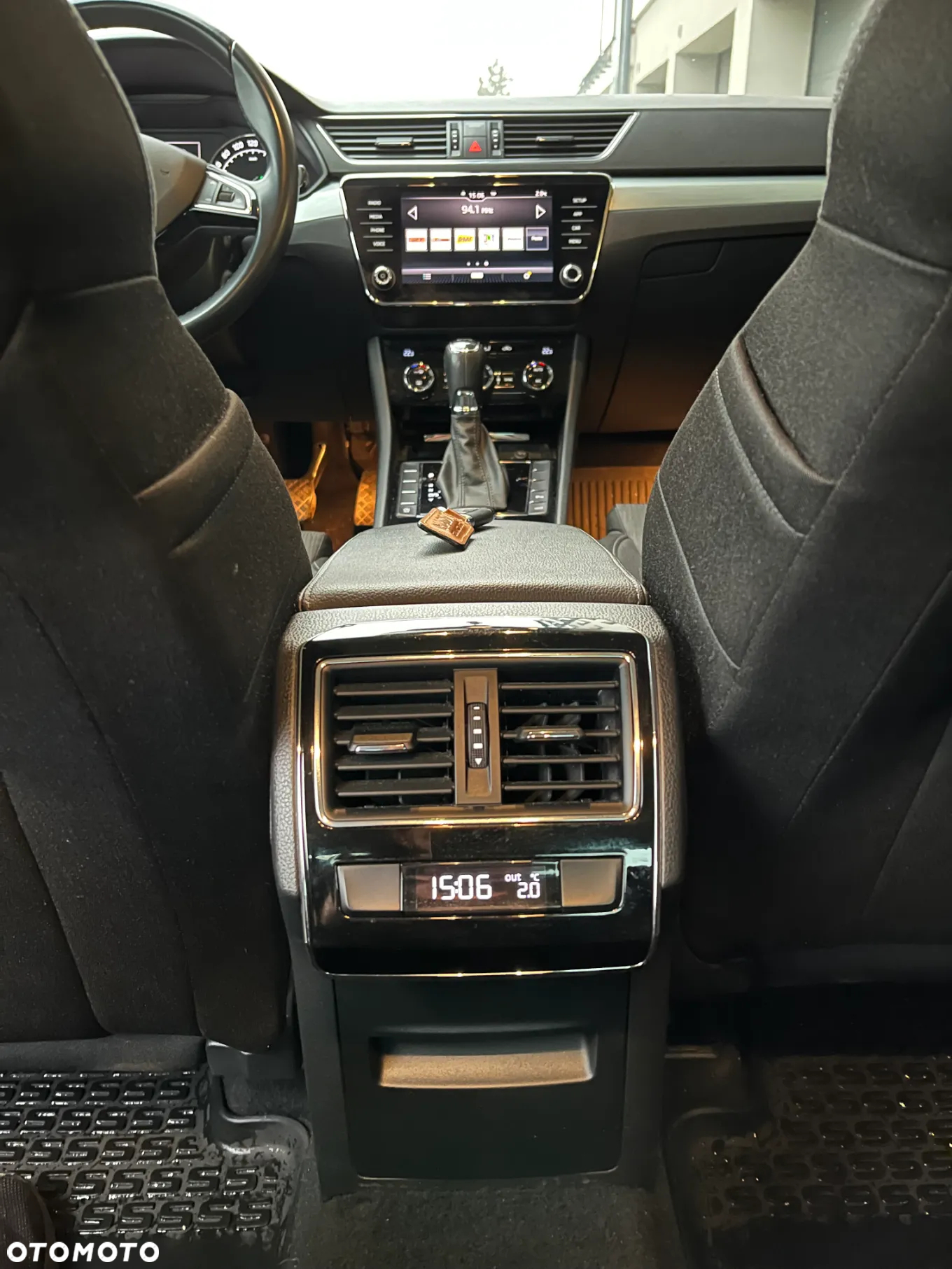 Skoda Superb 1.5 TSI ACT Ambition DSG - 23