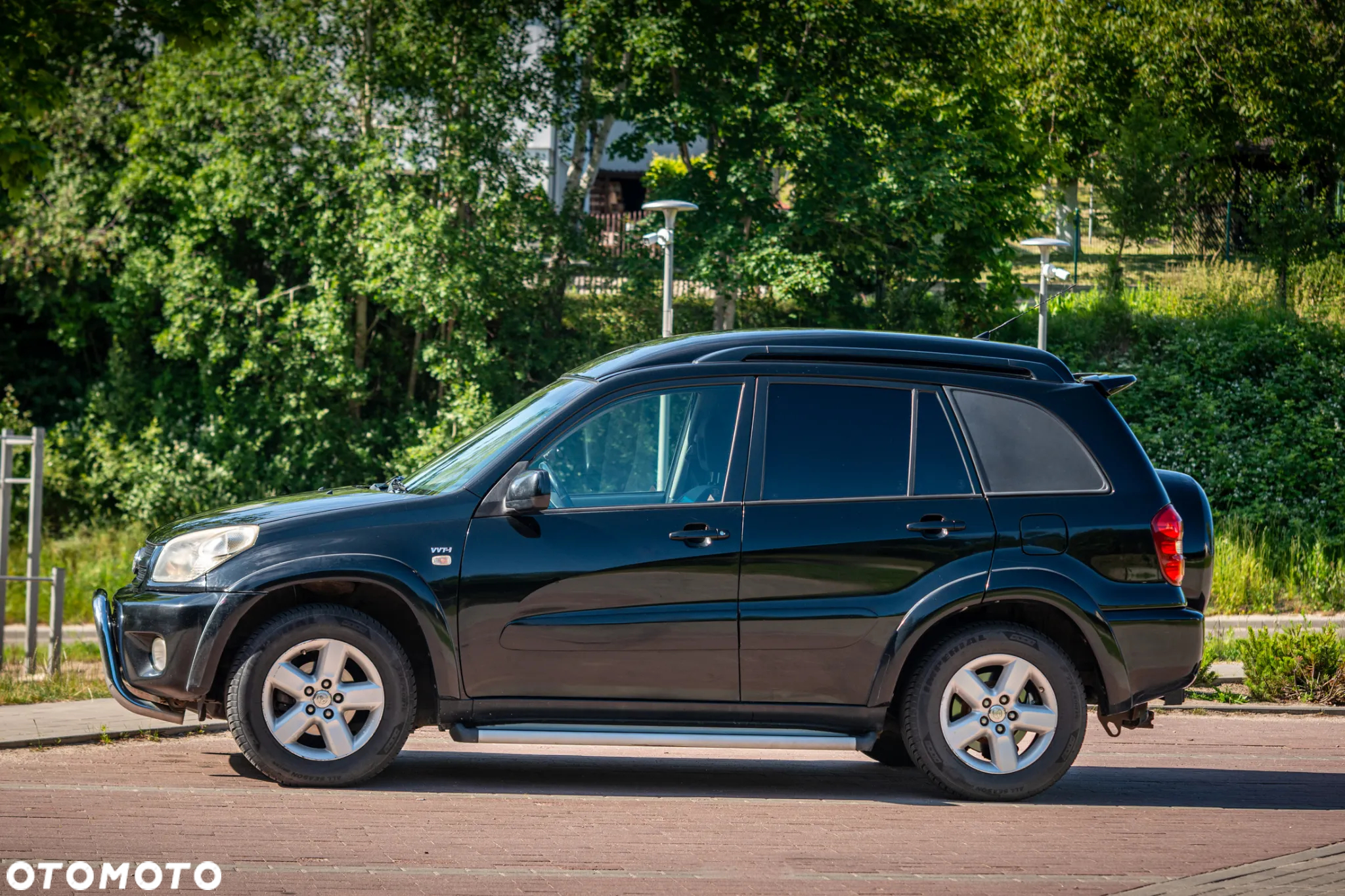Toyota RAV4 - 3