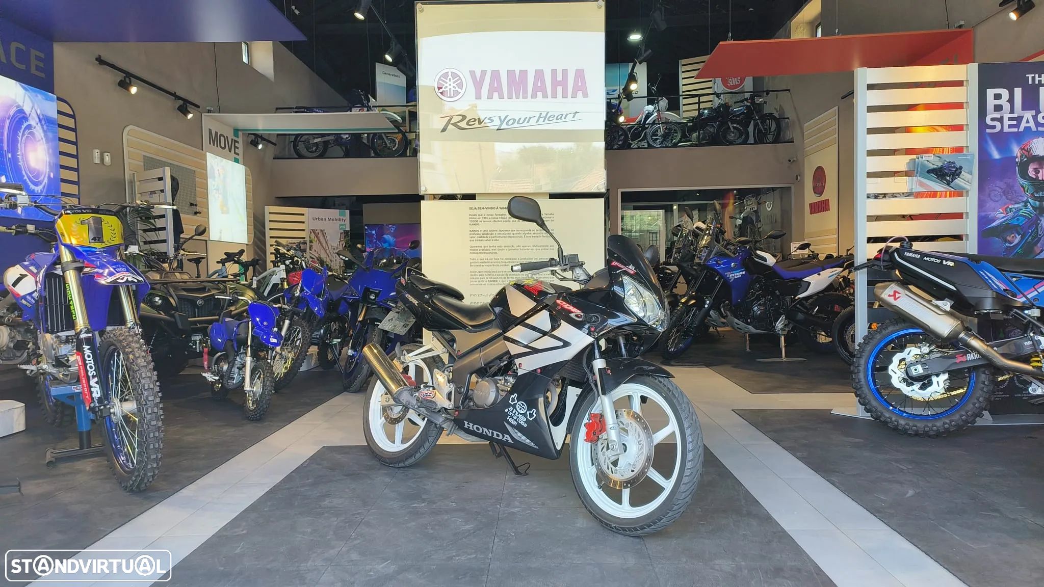 Honda CBR 125 - 1