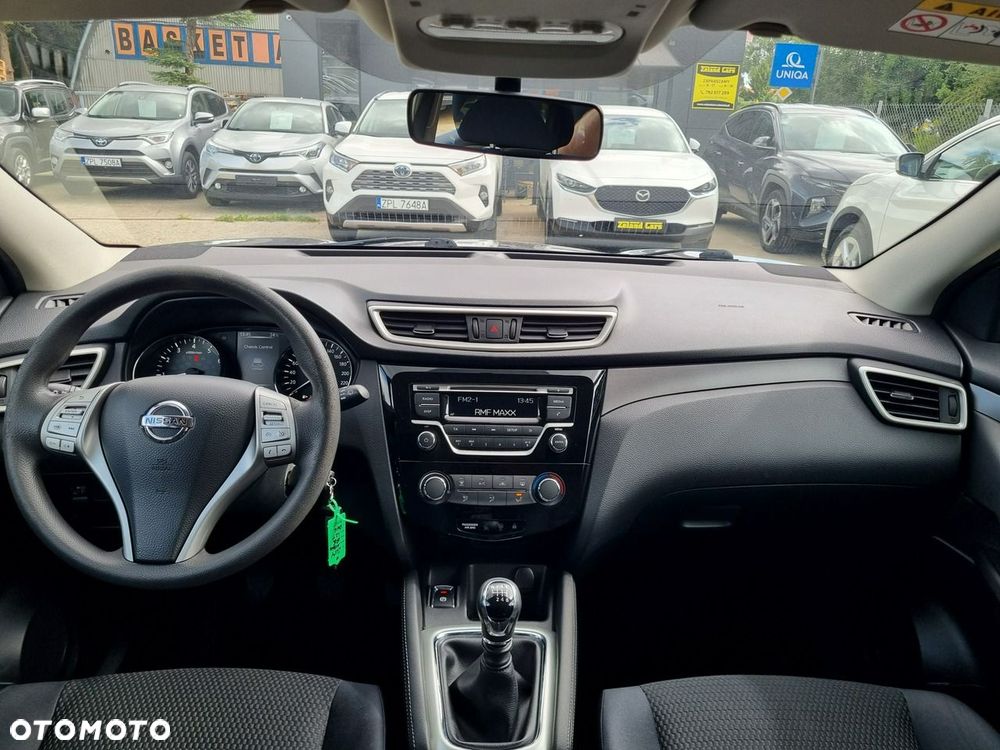Nissan Qashqai 1.2 DIG-T Visia - 12