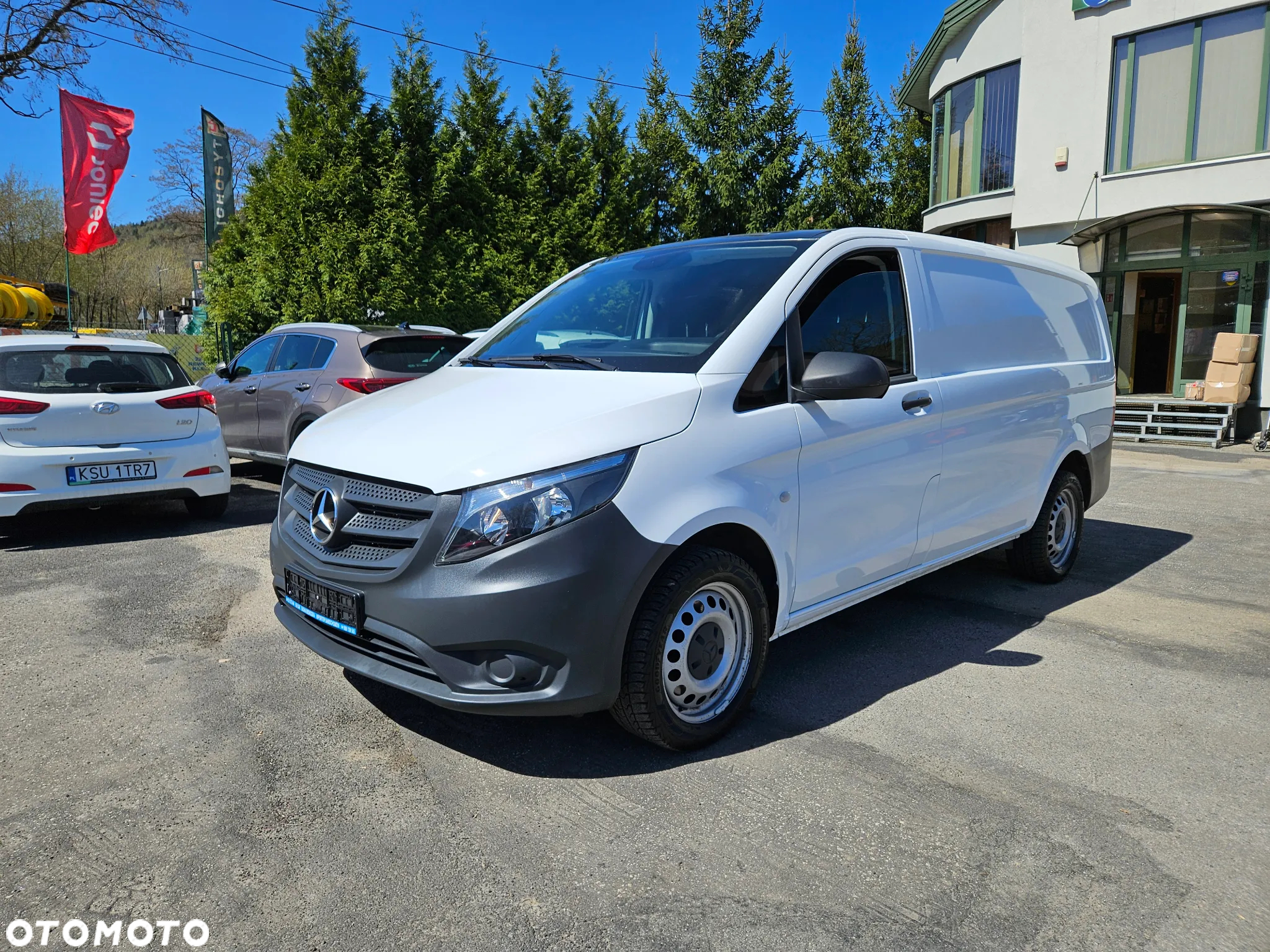 Mercedes-Benz VITO 4X4 LONG KLIMA AUTOMAT REJ.02 2021 3OSOBOWY CIEŻAROWY - 2
