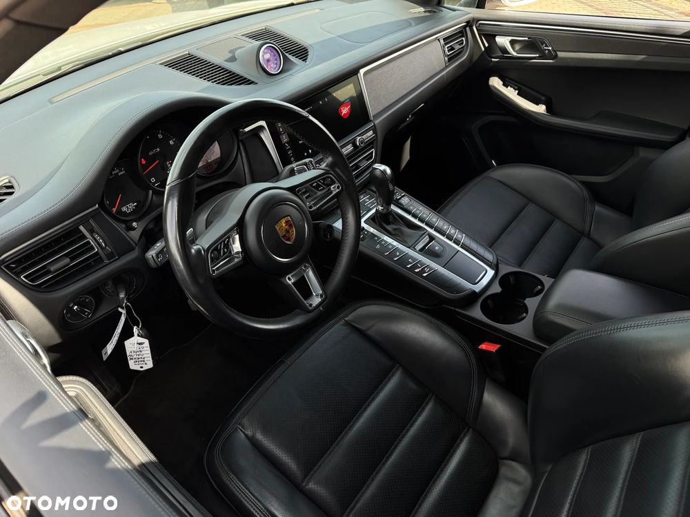 Porsche Macan - 5