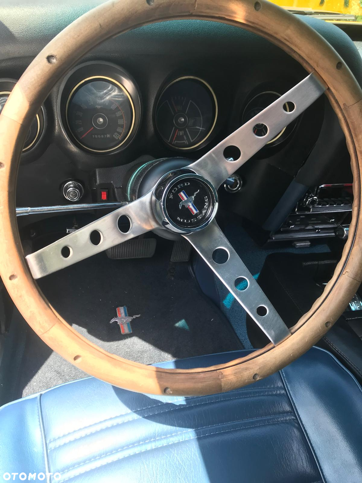 Ford Mustang - 11