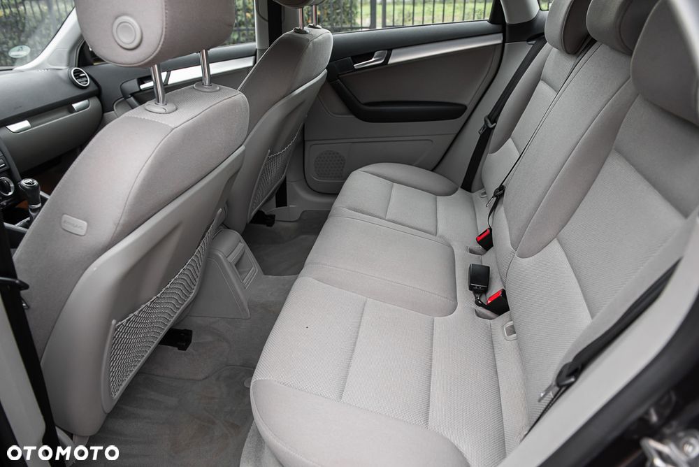 Audi A3 Sportback 1.4 TFSI Attraction - 25