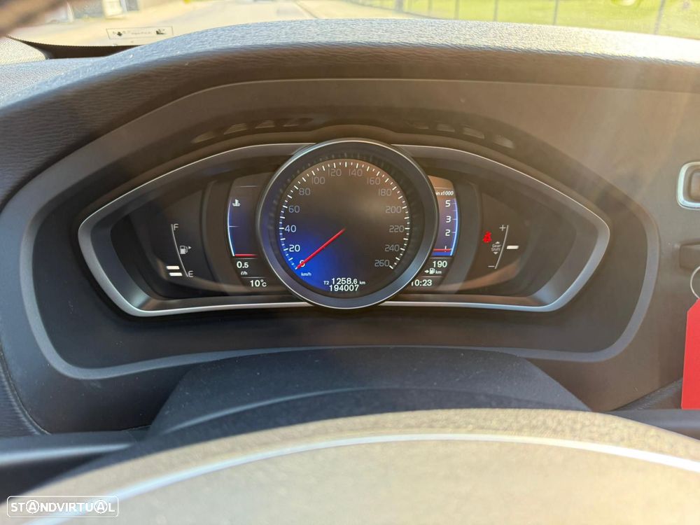 Volvo V40 D2 RDesign - 6