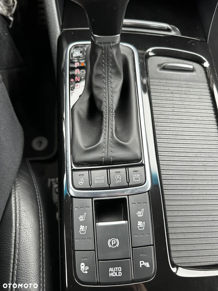 Kia Optima 1.7 CRDI XL DCT - 10