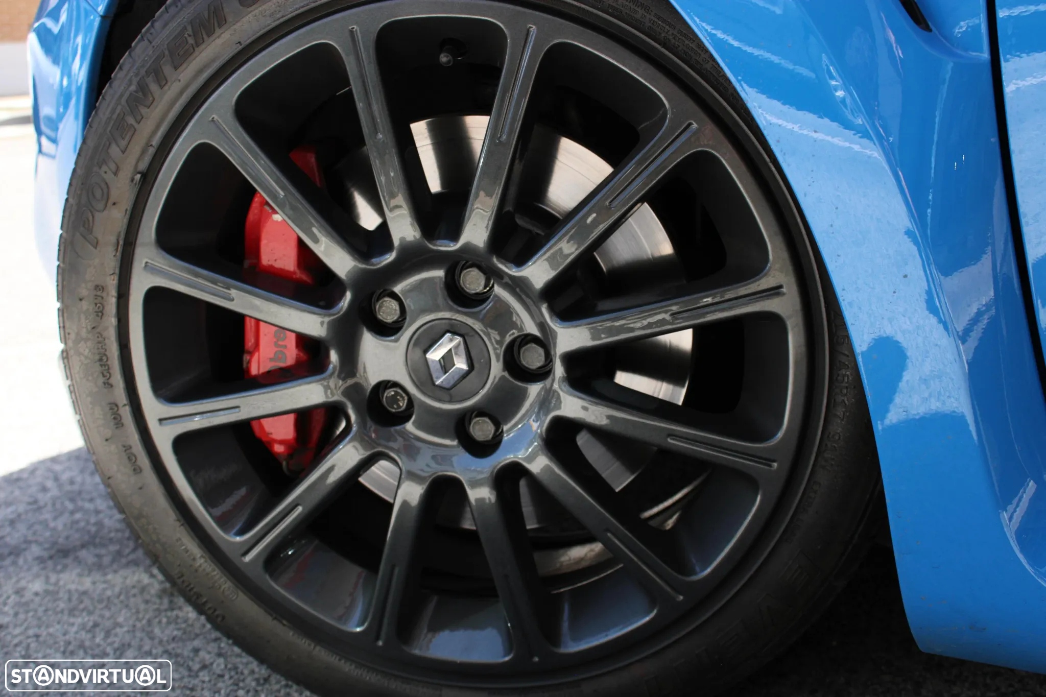 Renault Clio 2.0 16V RS - 12